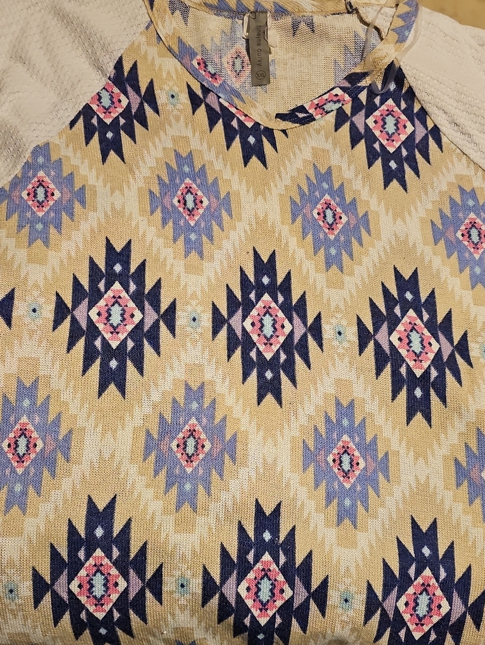 Honeyme Curvy 2x Aztec Print Knit Top in Beige, Navy & Lavender